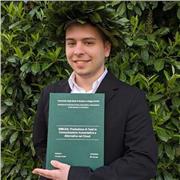 Laureato in informatica, lezioni online di informatica ed elettronica. Qualsiasi altro argomento ti serva, ce lo studiamo insieme!